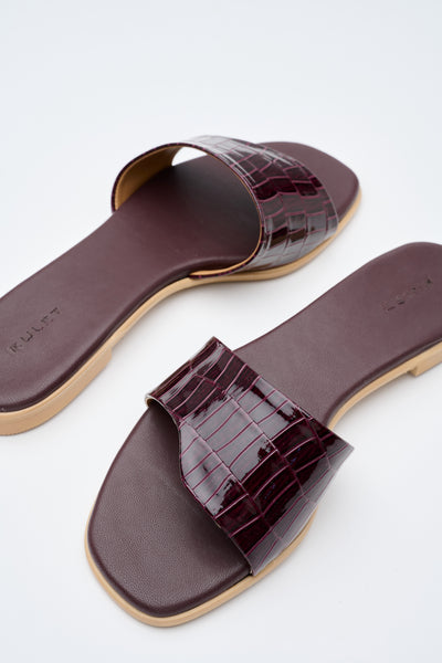 ELLIE Sandal Wine Croc