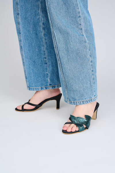 LIV Heel Teal & Black